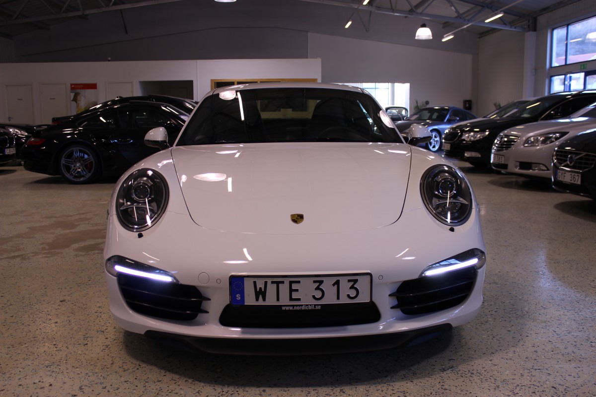 Porsche-911-997-carrera_5449